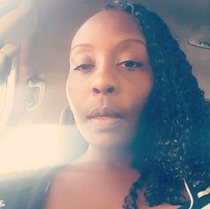 Meet your Posher, Duana